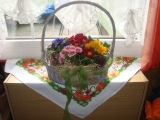 Jarní květinový košík