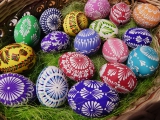 Velikonoční vajíčka malovaná voskem