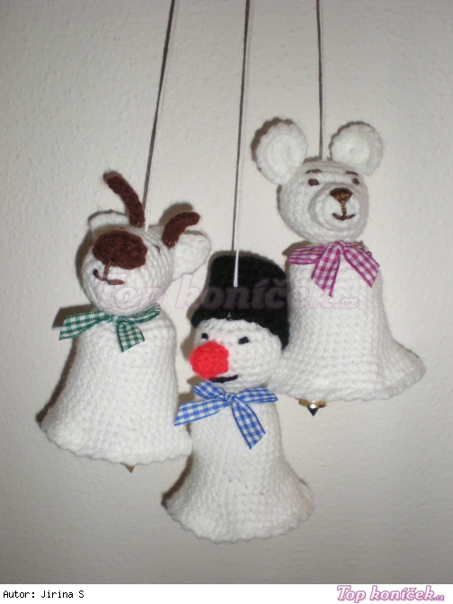 Háčkované zvonky - vánoční dekorace